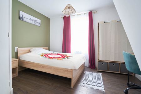 ROGER SALENGRO L Roommate 6 Bedrooms at Lille - La Madeleine - Photo 4