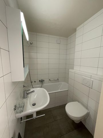 Rue du Bois-Noir 33 - appartement 2ème Est - Photo 4