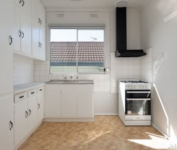 23 Drysdale Street, Reservoir - Photo 2