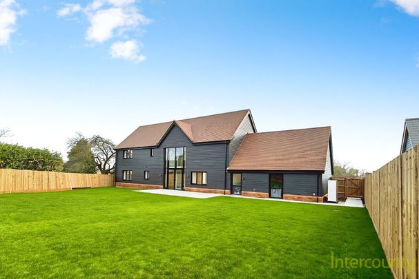 Church End, CM6, Dunmow - Photo 1