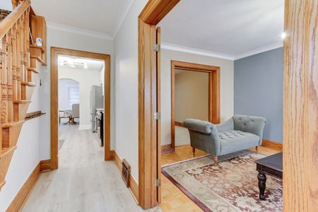 For Lease - 108 Rogers Road Unit# Main, Toronto, Ontario - Photo 5