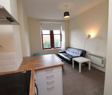 1 bedroom flat to rent - Photo 3
