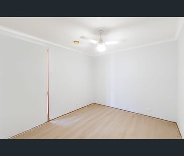 1/13 Glenbourne Road, Cranbourne, Vic 3977 - Photo 1