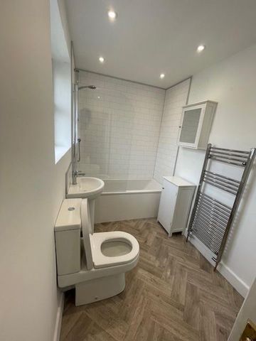 5 bedroom private hall to rent - Photo 4