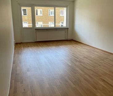 Västra Storgatan, Olofström - Foto 1