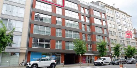 Appartement te huur in Kortrijk voor € 770 met 2 slaapkamers - Photo 2