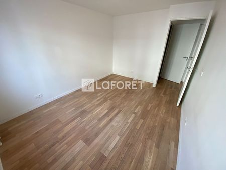 Apartment - Photo 2