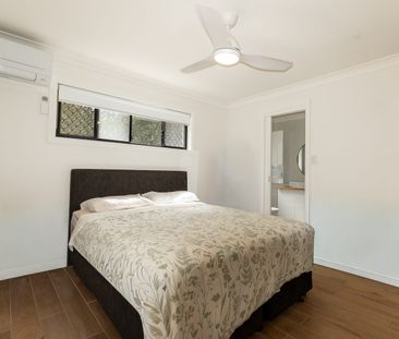 Coastal Family Living in a Peaceful Beachside Pocket - Photo 6