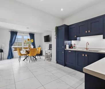 21 Charlestown Hall Gardens, Lisburn, BT28 0AL - Photo 6