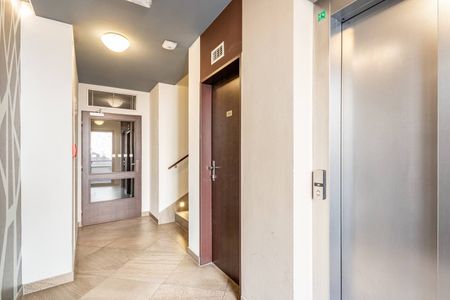 Pronájem bytu • 39 m² bez realitkyMozartova, Praha - Smíchov - Photo 2