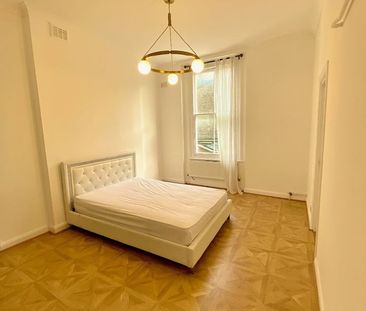 Studio Flat, St Charles Square, W10 - Photo 2