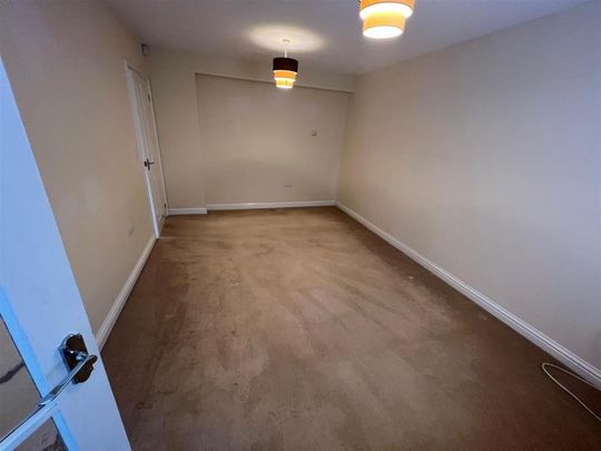 3 bedroom semi-detached bungalow to rent - Photo 1