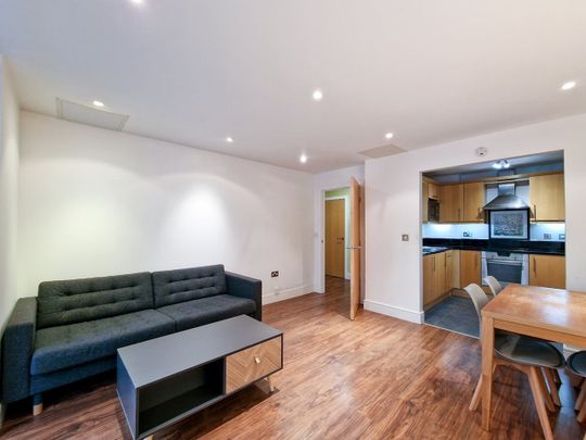 1 Bed Flat, Cassilis Road, E14 - Photo 1