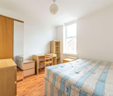 6 bed maisonette to rent in Goldspink Lane, Sandyford, NE2 - Photo 4