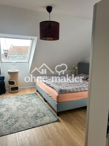 helle Dachgeschosswohnung in ruhiger Lage - Photo 2