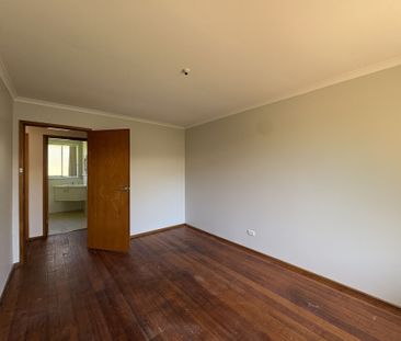 It's easy, Living Here - Photo 3