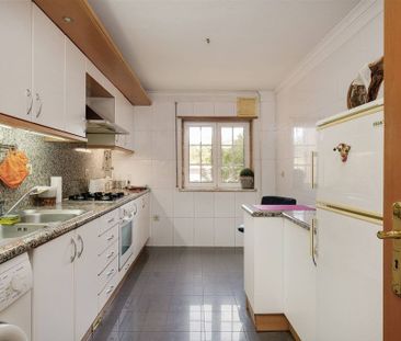 2 bedroom luxury Flat for rent in Cascais e Estoril, Portugal - Photo 2