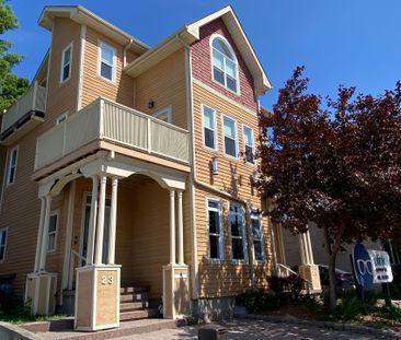 For Lease - 23 Saint Marie Street Unit# 3, Collingwood, Ontario - Photo 2