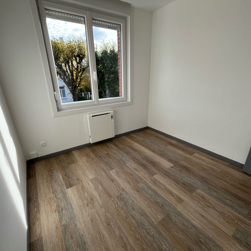 MONS EN BAROEUL - APPARTEMENT - T2 - Photo 1