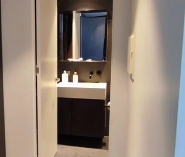 North Melbourne - Photo 6