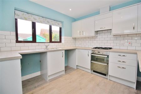 3 bedroom bungalow to rent - Photo 2