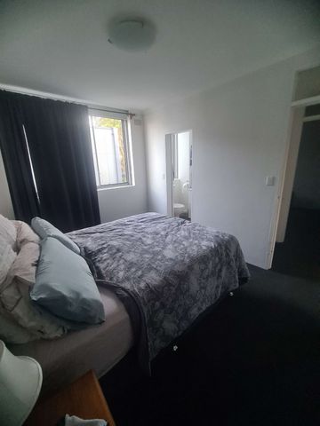 Abbotsford - Photo 2