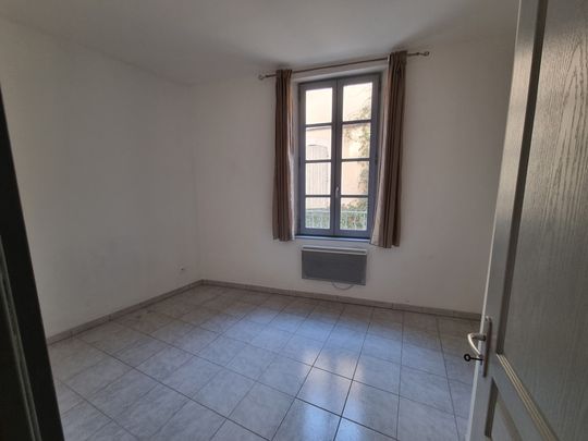 Location Appartement 3 pièces 63m² ARLES 13200 - Photo 1