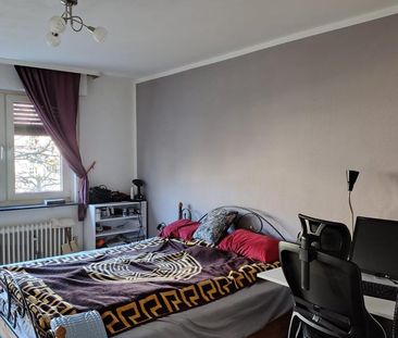 Schöne 2 Zimmer Wohnung im 2. Obergeschoss mit Aufzug – zentral i - Foto 2