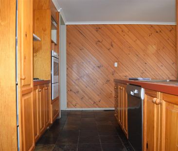 Cosy Home with Character - Photo 5