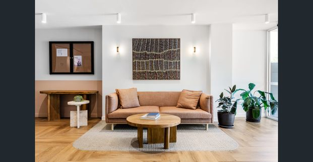 Parkside Living Meets City Comfort | Unlimited Wi-Fi | Pet Friendly & Community-Focused - Photo 1