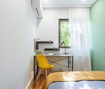 Calle del Abedul, Madrid, Community of Madrid 28036 - Photo 2