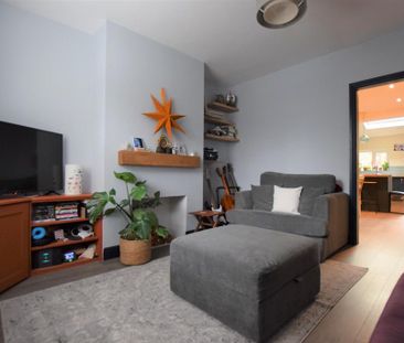 2 bedroom terraced house to rent - Photo 2