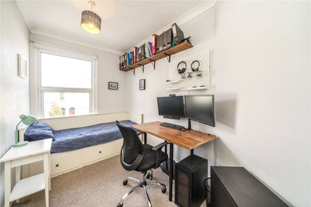 Longley Road, Tooting, SW17, London - Photo 2