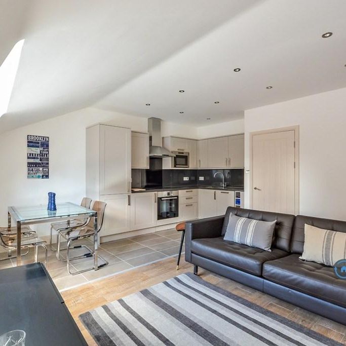 2 bedroom flat to rent - Photo 1