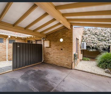 Spacious Villa Conveniently Located - Photo 1