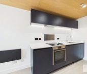 Sky Gardens :: Old Trafford - Photo 1