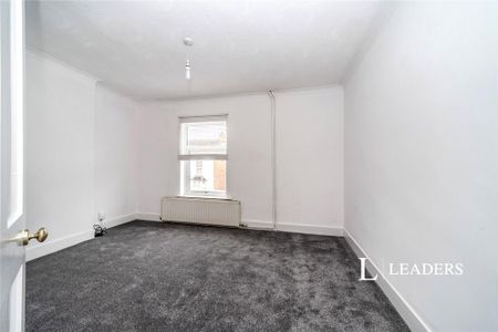 2 bedroom terraced house to rent - Photo 3