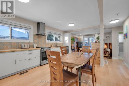 1343 HIGHGATE ROAD - Photo 5