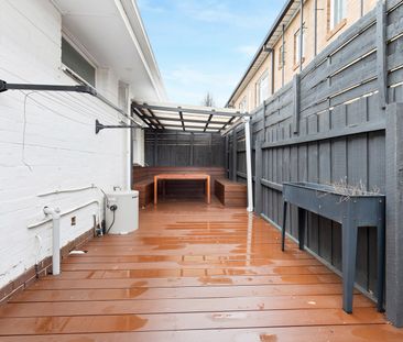 6/5 Violet Street, Essendon VIC 3040 - Photo 1