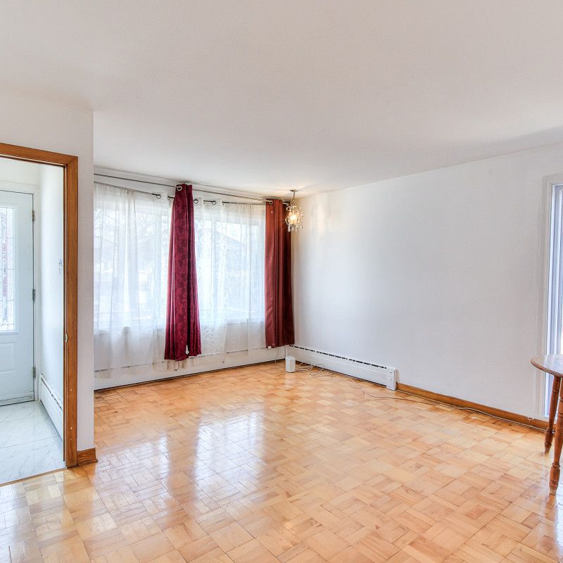 11767 Rue Pasteur - Photo 1