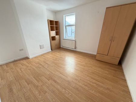 Jeffcock Road, Penn Fields, Wolverhampton - Photo 2