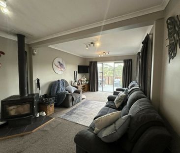 A spacious Brighton home! - Photo 5