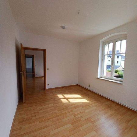 Sehr schöne helle 2 Raum Wohnung ab 09.2025. in Lichtentanne zu vermieten - Photo 4