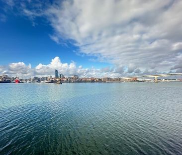 Centenary Quay, SO19 - Photo 1