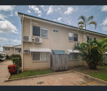 7/18-20 Rose Street, Westcourt, Qld 4870 - Photo 2