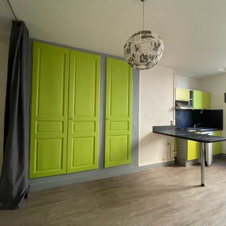 Studio meublé 30m2 place des Carmes - Photo 3