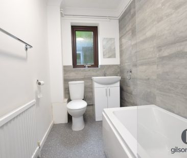 Roseville Close, Norwich, Norfolk - Photo 2