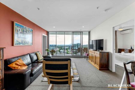 Fully furnished - Prime Location! - Photo 4