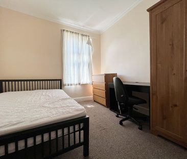 Minny street, Cathays - Photo 1