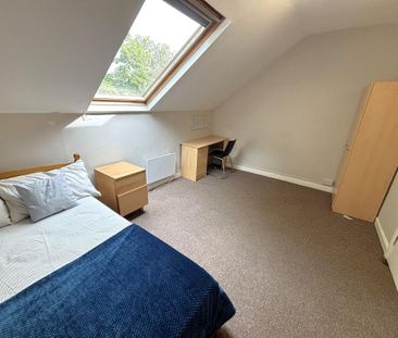 2 bedroom flat to rent - Photo 5